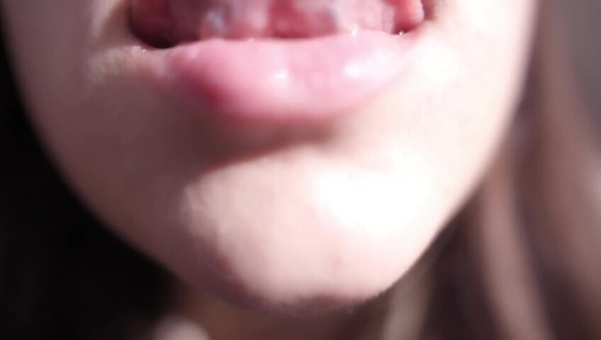 ASMR HoneyGirl – Close-Up Mouth Sounds Just for You