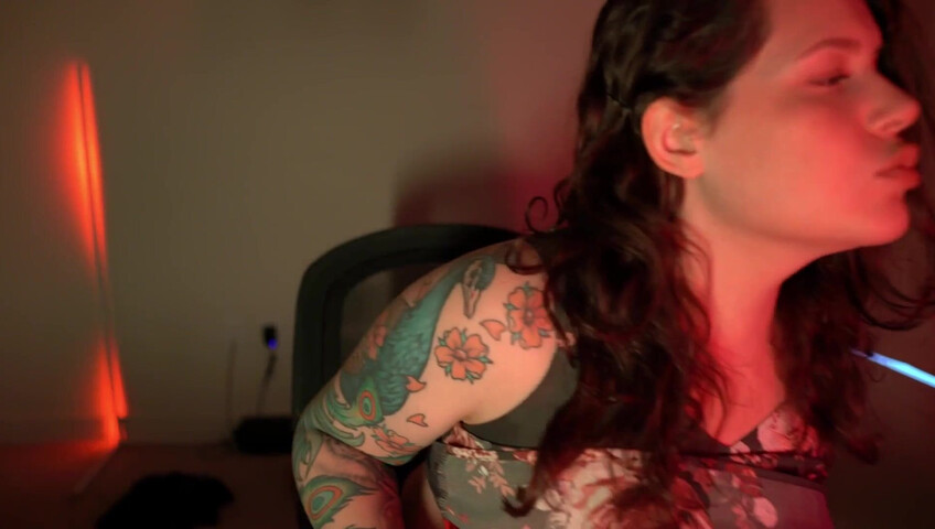 Little Clover Whispers - Kissing booth