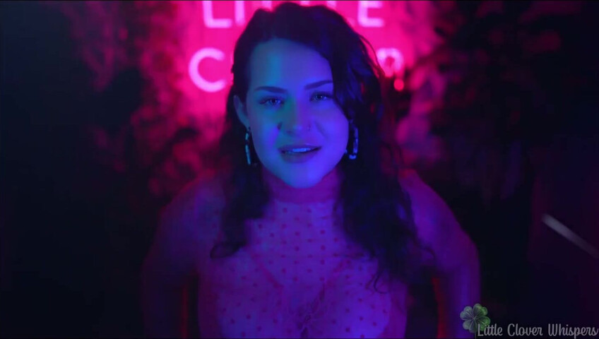 Little Clover Whispers - Hooking up at the club