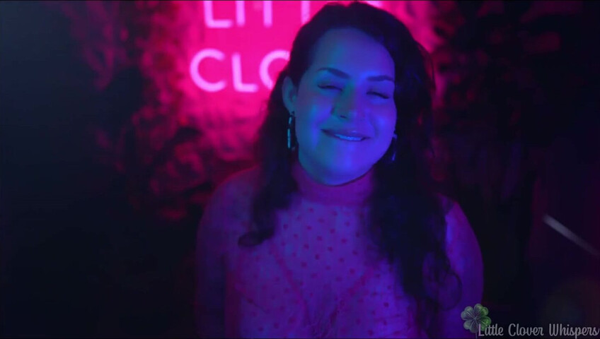 Little Clover Whispers - Hooking up at the club