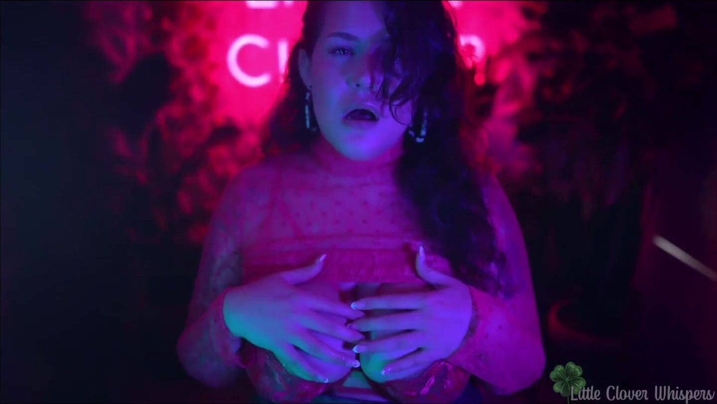 Little Clover Whispers - Hooking up at the club