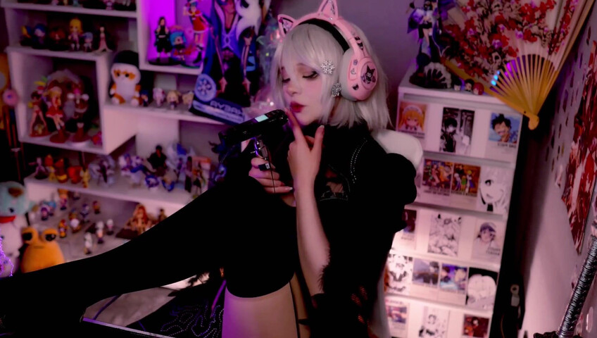 LinaNeyeon - 22 Jun 2025 - Soft ASMR on Taskam – Mouth Sounds & Clothing Scratches