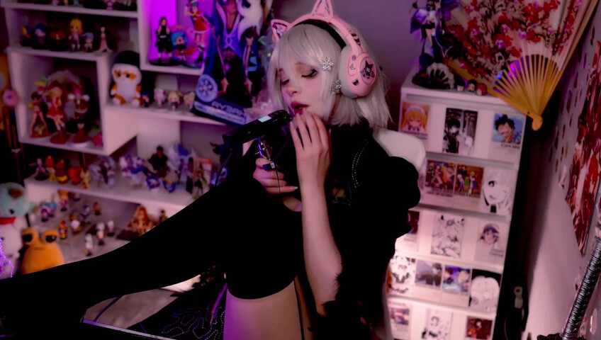 LinaNeyeon - 22 Jun 2025 - Soft ASMR on Taskam – Mouth Sounds & Clothing Scratches