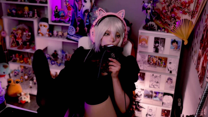 LinaNeyeon - 22 Jun 2025 - Soft ASMR on Taskam – Mouth Sounds & Clothing Scratches