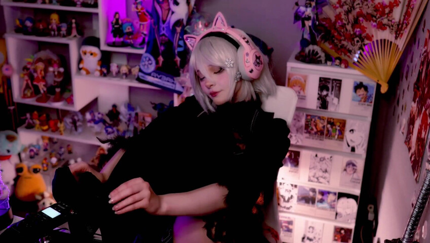 LinaNeyeon - 22 Jun 2025 - Soft ASMR on Taskam – Mouth Sounds & Clothing Scratches