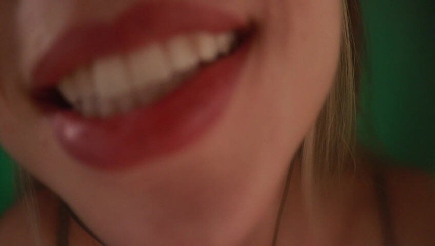 FrivolousFox ASMR - Foggy Kisses ASMR