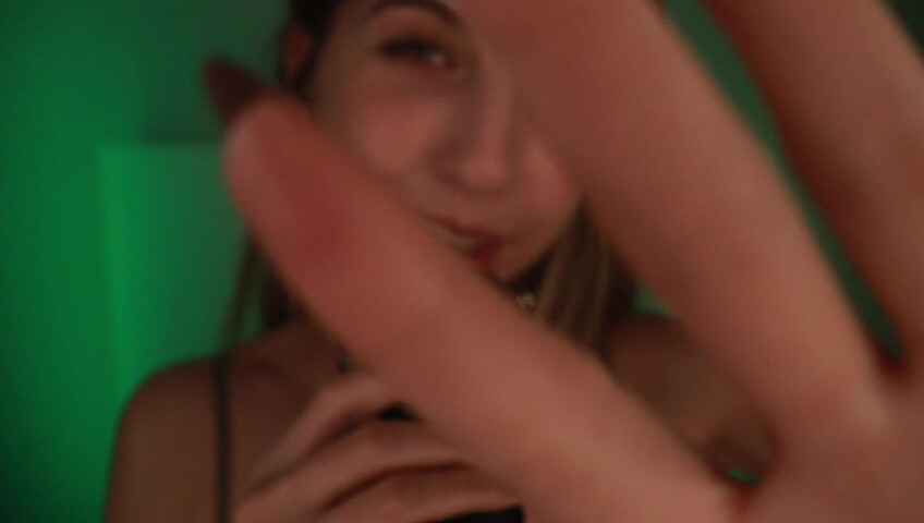 FrivolousFox ASMR - Foggy Kisses ASMR