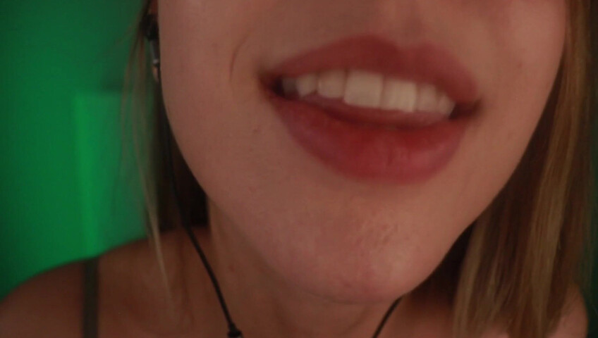 FrivolousFox ASMR - Foggy Kisses ASMR