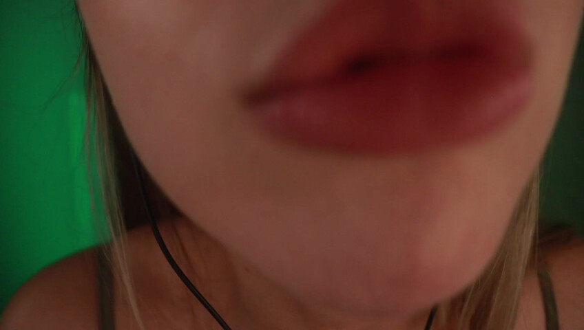 FrivolousFox ASMR - Foggy Kisses ASMR