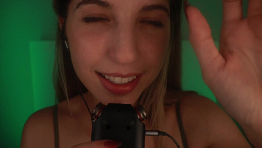 FrivolousFox ASMR - Foggy Kisses ASMR