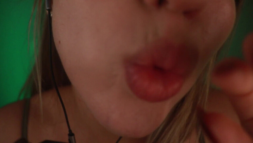 FrivolousFox ASMR - Foggy Kisses ASMR