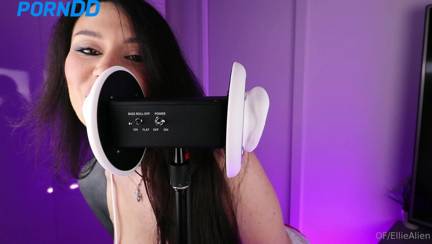 Ellie Alien ASMR - 5 Sep 2025 - SEXY BIKINI | SENSUAL STICKY KISS & SPIT PAINTING