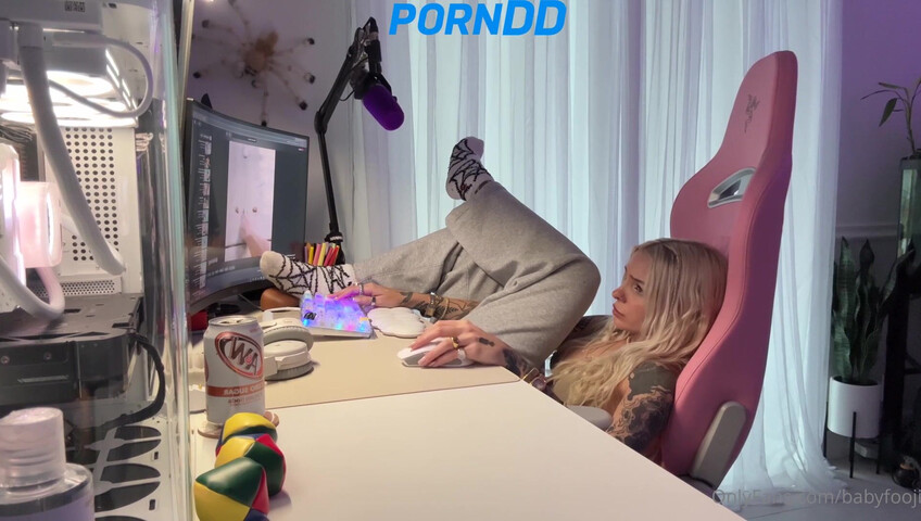 Babyfooji - 29 Aug 2025 - Watch with Me Some Hentai Till I CUM