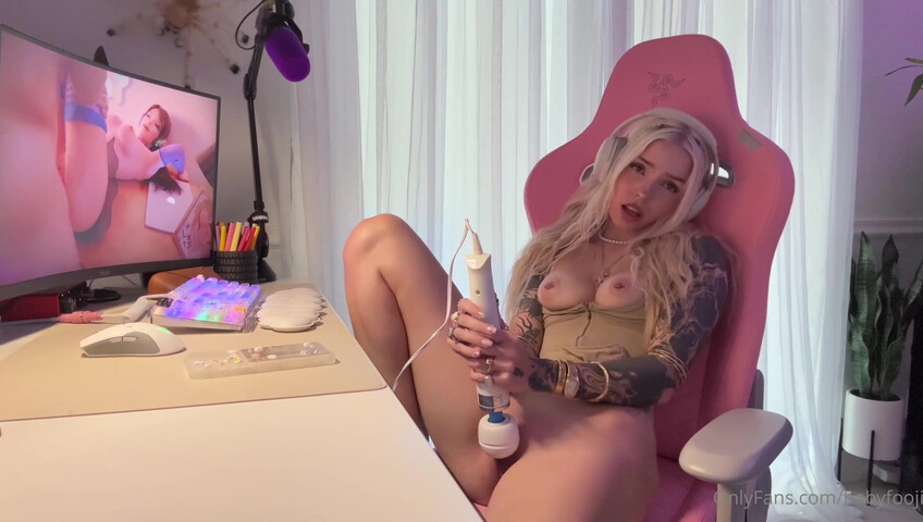 Babyfooji - 29 Aug 2025 - Watch with Me Some Hentai Till I CUM