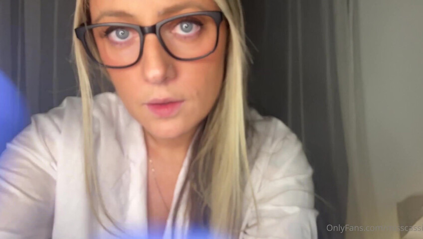 Cassi ASMR - 4 October 2025 - Happy Cassiween! The Doctor Is In