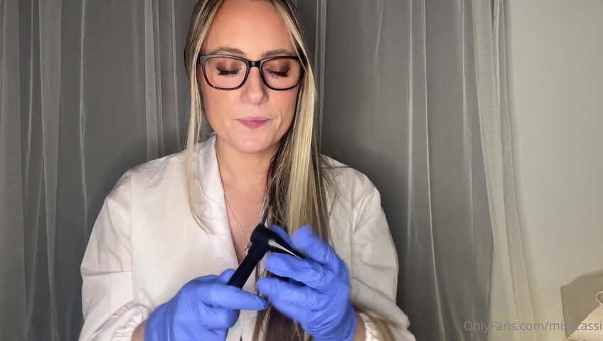 Cassi ASMR - 4 October 2025 - Happy Cassiween! The Doctor Is In