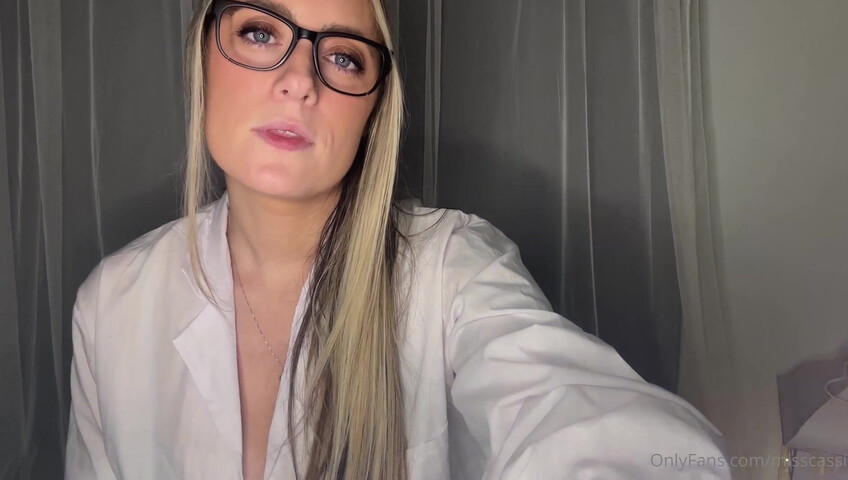 Cassi ASMR - 4 October 2025 - Happy Cassiween! The Doctor Is In