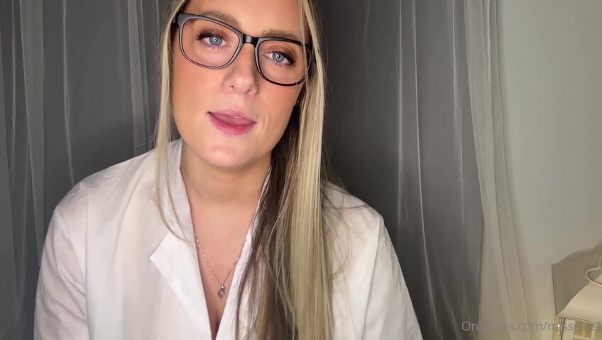 Cassi ASMR - 4 October 2025 - Happy Cassiween! The Doctor Is In