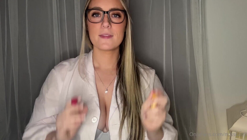 Cassi ASMR - 4 October 2025 - Happy Cassiween! The Doctor Is In