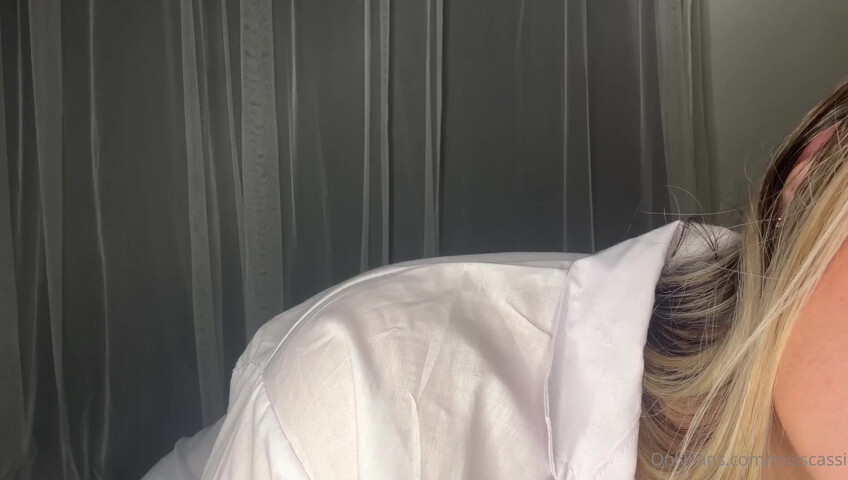 Cassi ASMR - 4 October 2025 - Happy Cassiween! The Doctor Is In