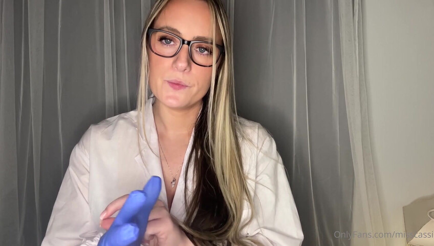 Cassi ASMR - 4 October 2025 - Happy Cassiween! The Doctor Is In
