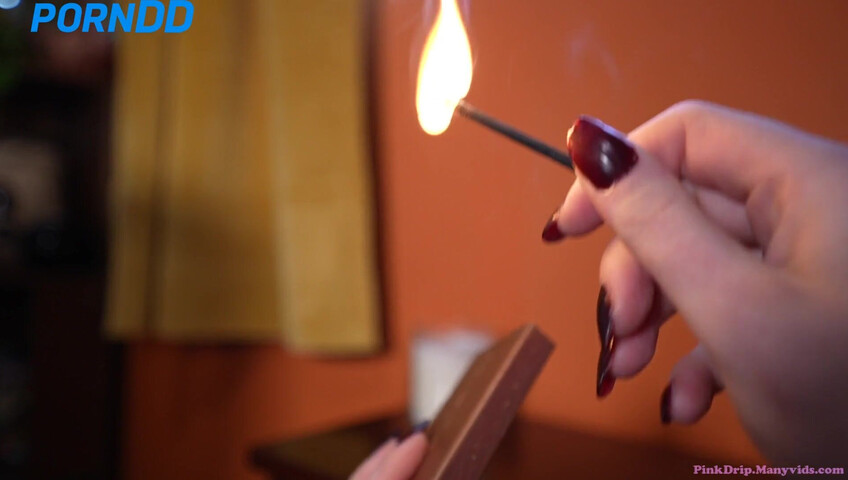 Pink Drip - Mommy Cums In Handy