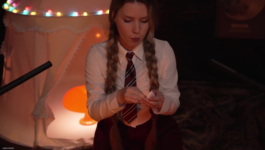 MOOD ASMR - 29 November 2025 - Unboxing Kinder Joy with Harry Potter