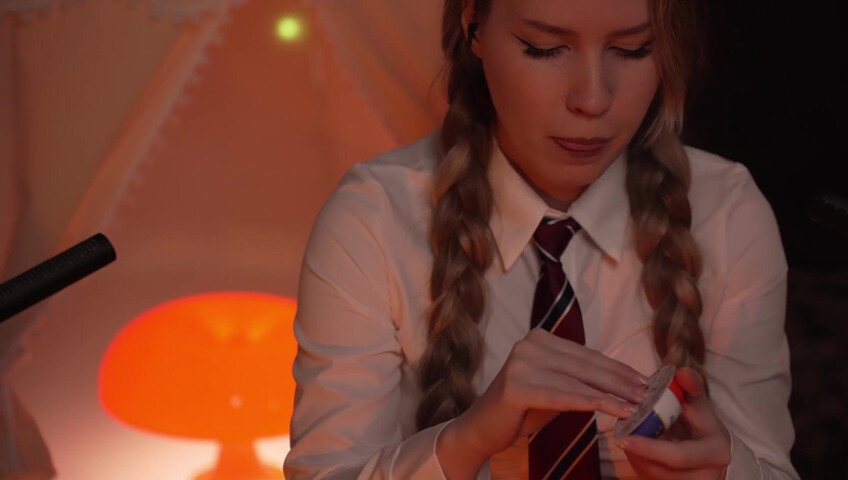 MOOD ASMR - 29 November 2025 - Unboxing Kinder Joy with Harry Potter