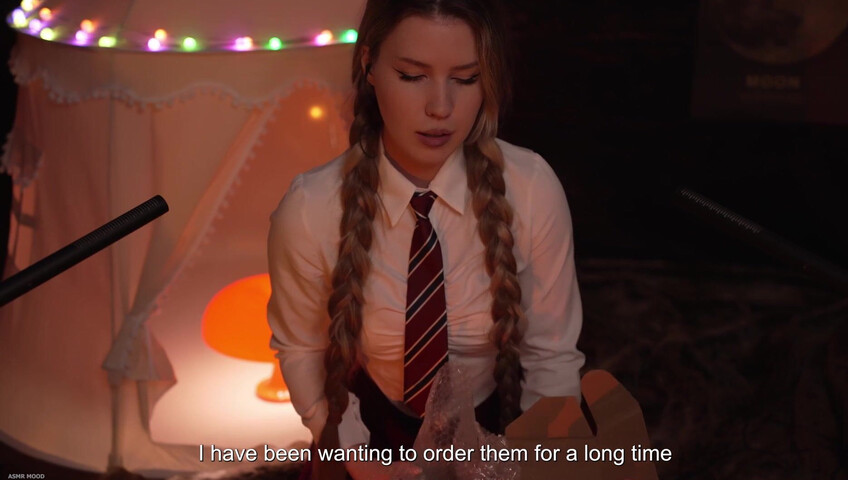 MOOD ASMR - 29 November 2025 - Unboxing Kinder Joy with Harry Potter