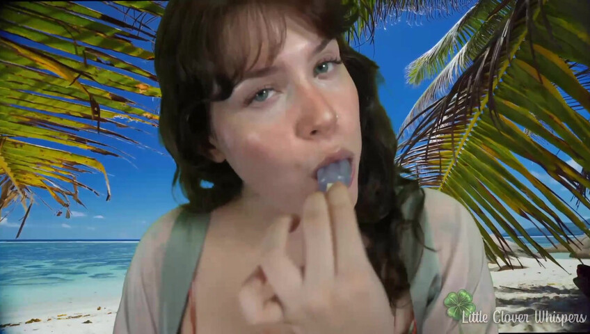 Little Clover Whispers - Blowjob at the beach