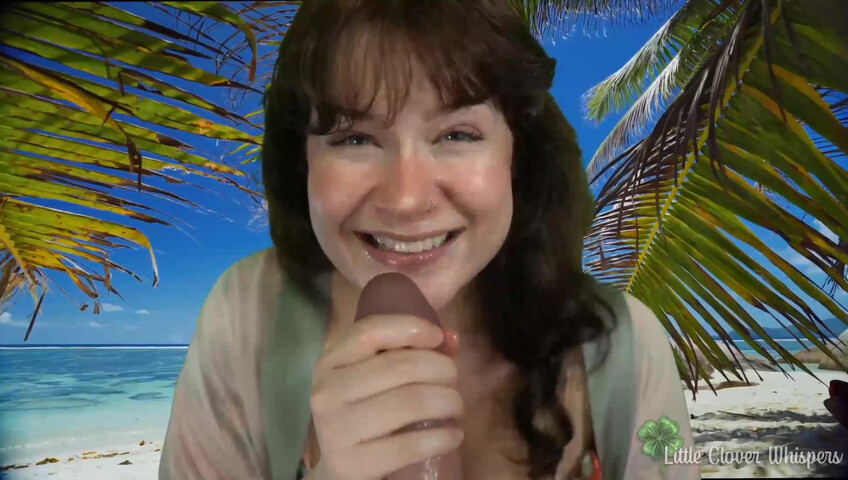 Little Clover Whispers - Blowjob at the beach