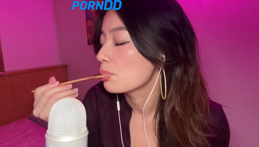 Lin ASMR - Jam Eating Mouth Sounds​