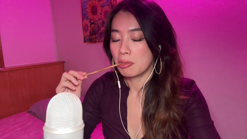 Lin ASMR - Jam Eating Mouth Sounds​