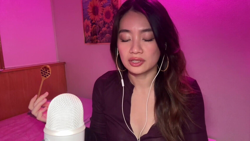 Lin ASMR - Jam Eating Mouth Sounds​