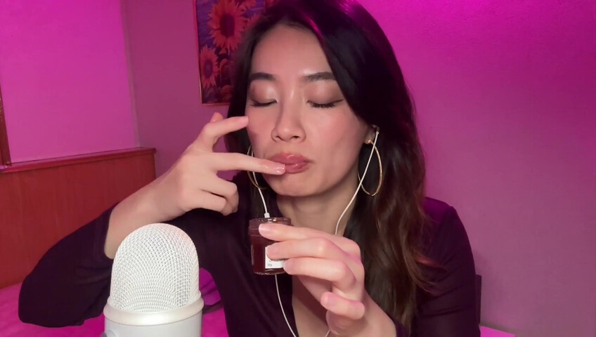Lin ASMR - Jam Eating Mouth Sounds​