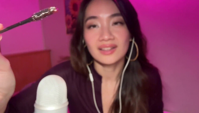 Lin ASMR - Jam Eating Mouth Sounds​