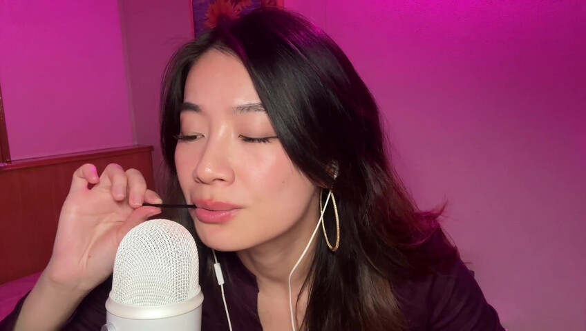 Lin ASMR - Jam Eating Mouth Sounds​