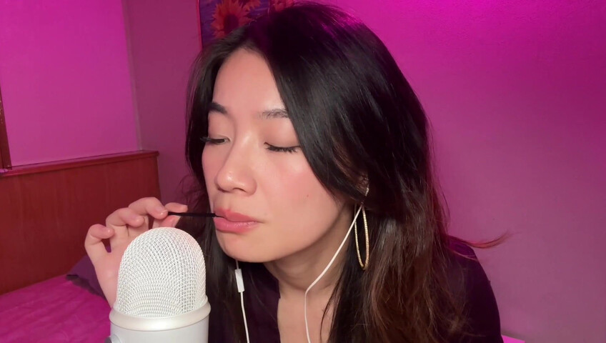 Lin ASMR - Jam Eating Mouth Sounds​
