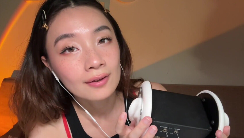 Lin ASMR - 5 Sep 2025 - Ear Licking That You Will Absolutely Love