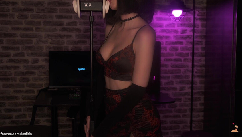 LexiKin - 3Dio Topless Soft Ear Licking