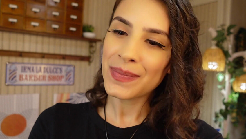 Irma La Dulce - 26 July 2025 - Thunderstorm Blackout- MILF Barber LOVESTORY 18+