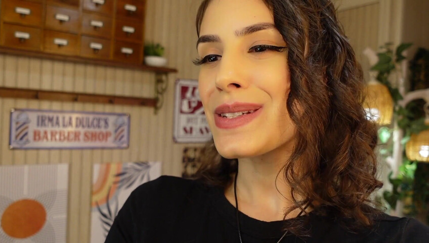 Irma La Dulce - 26 July 2025 - Thunderstorm Blackout- MILF Barber LOVESTORY 18+