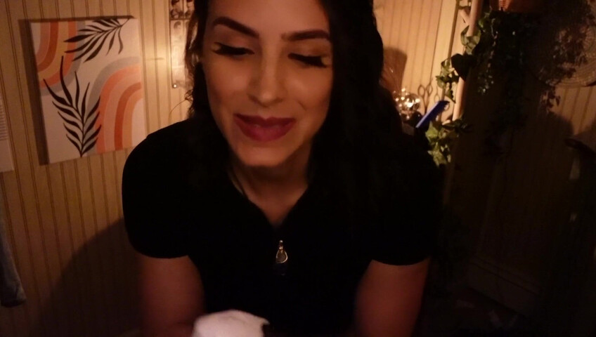 Irma La Dulce - 26 July 2025 - Thunderstorm Blackout- MILF Barber LOVESTORY 18+