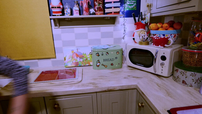 Sydney Harwin - The Poltergeist