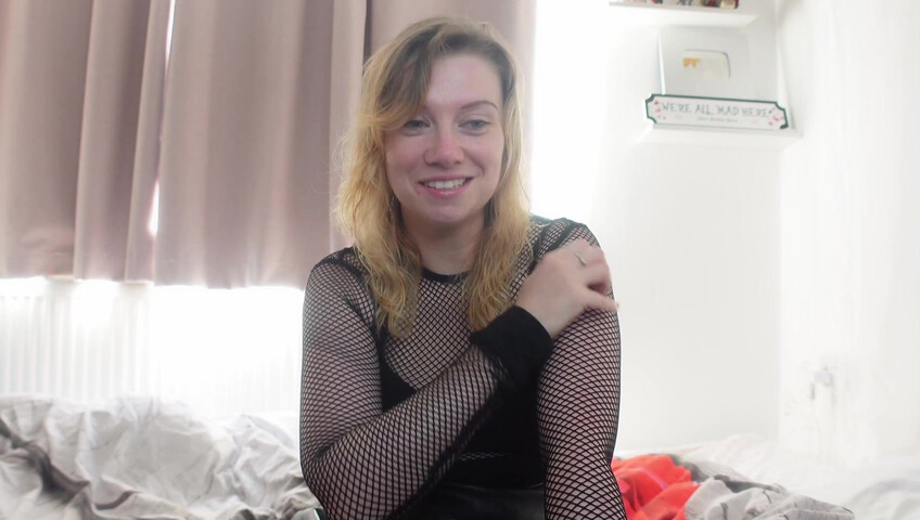 Jodie Marie ASMR - 10 Sep 2025 - ASMR - Weekly Treat Fabric Scratching