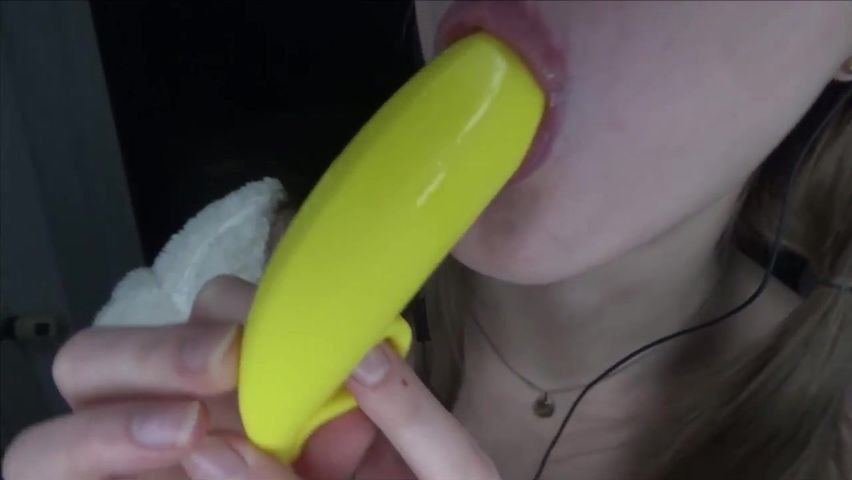 Peas And Pies ASMR Banana Toy