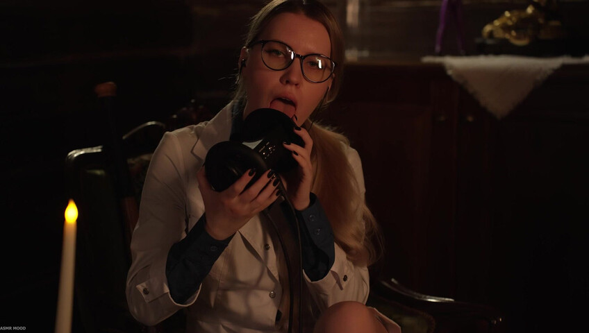 MOOD ASMR - 19 October 2025 - ASMR Dr. Harleen Quinzel | Breath, Kisses, Echo