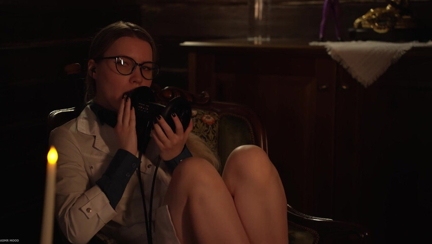 MOOD ASMR - 19 October 2025 - ASMR Dr. Harleen Quinzel | Breath, Kisses, Echo