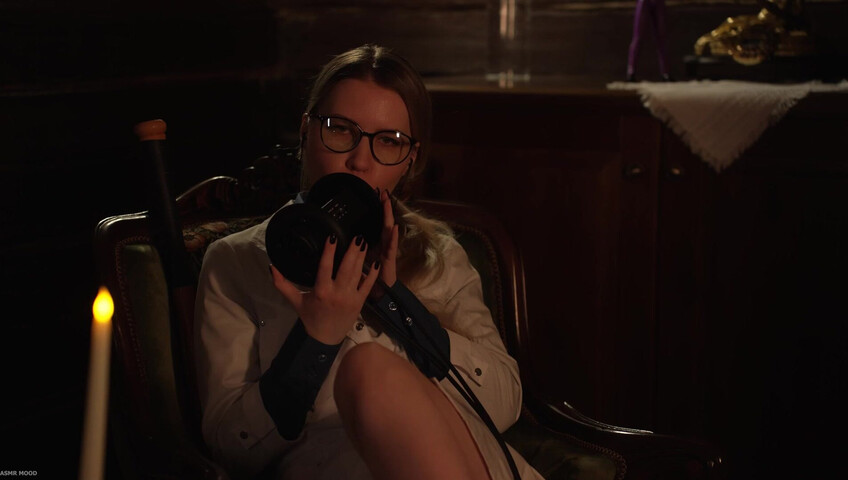 MOOD ASMR - 19 October 2025 - ASMR Dr. Harleen Quinzel | Breath, Kisses, Echo