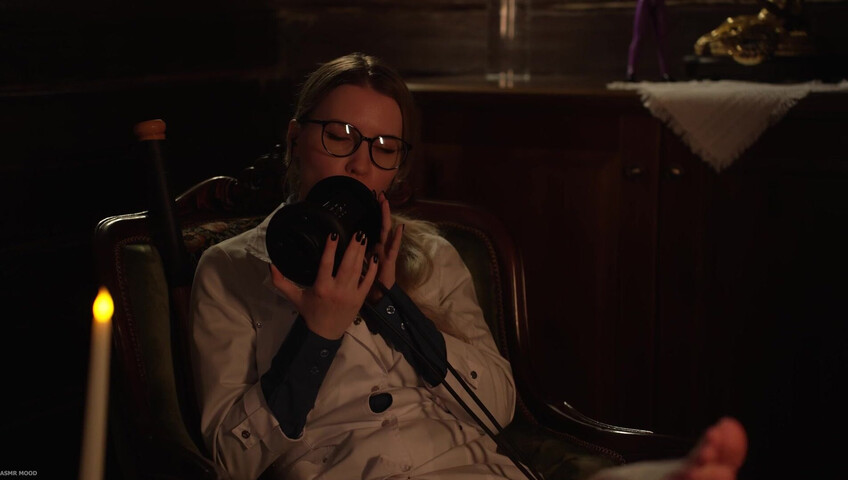 MOOD ASMR - 19 October 2025 - ASMR Dr. Harleen Quinzel | Breath, Kisses, Echo